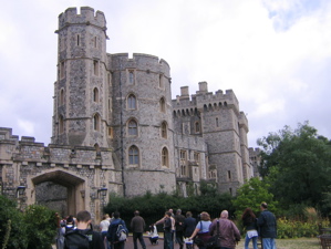 [An image showing Windsor Castle]